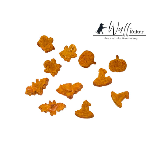 Handgemachte Halloween Kürbis-Käse-Kekse für Hunde von WuffKultur mit Hokkaido, Emmentaler, Kürbiskernen und Quinoa